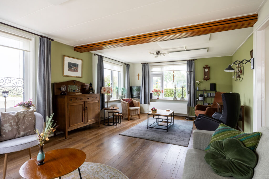 Vrijstaande woning te koop: rijksweg 171, Ten Post