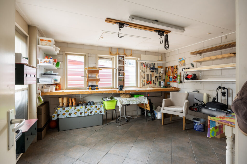 Vrijstaande woning te koop: rijksweg 171, Ten Post