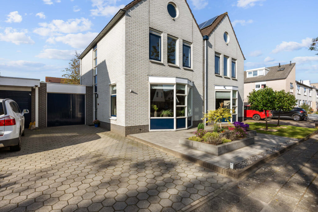 Tussenwoning te koop: reiger 14, Bedum
