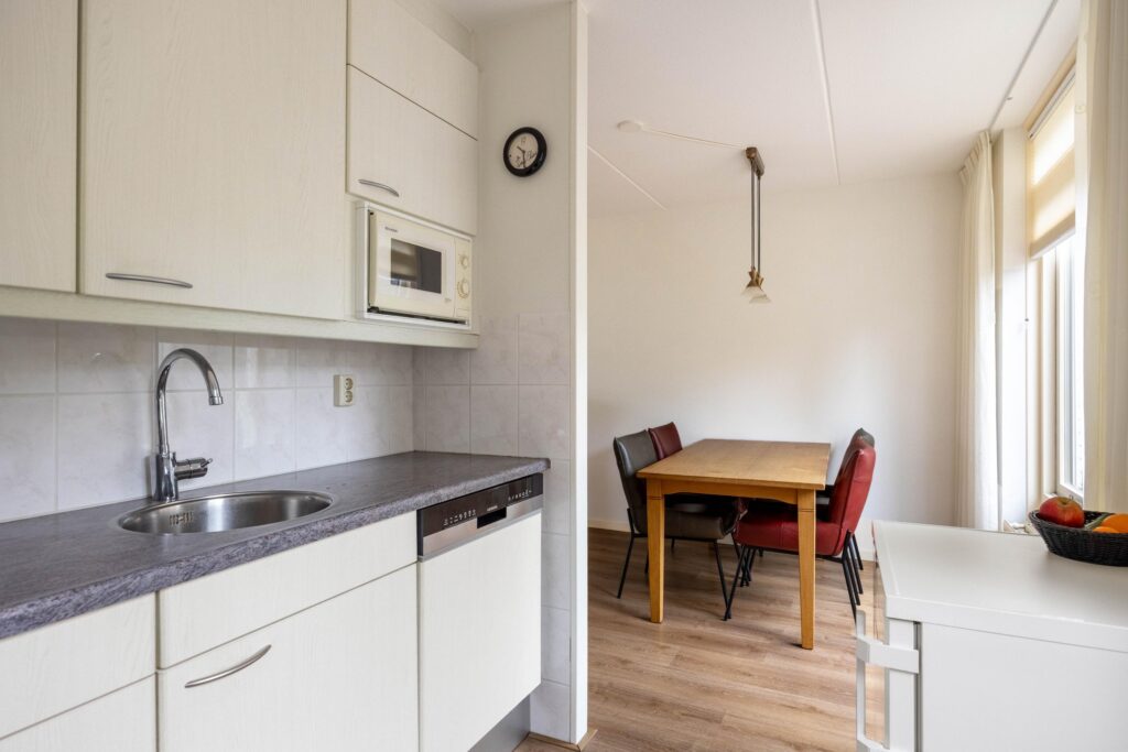 Tussenwoning te koop: reiger 8, Bedum