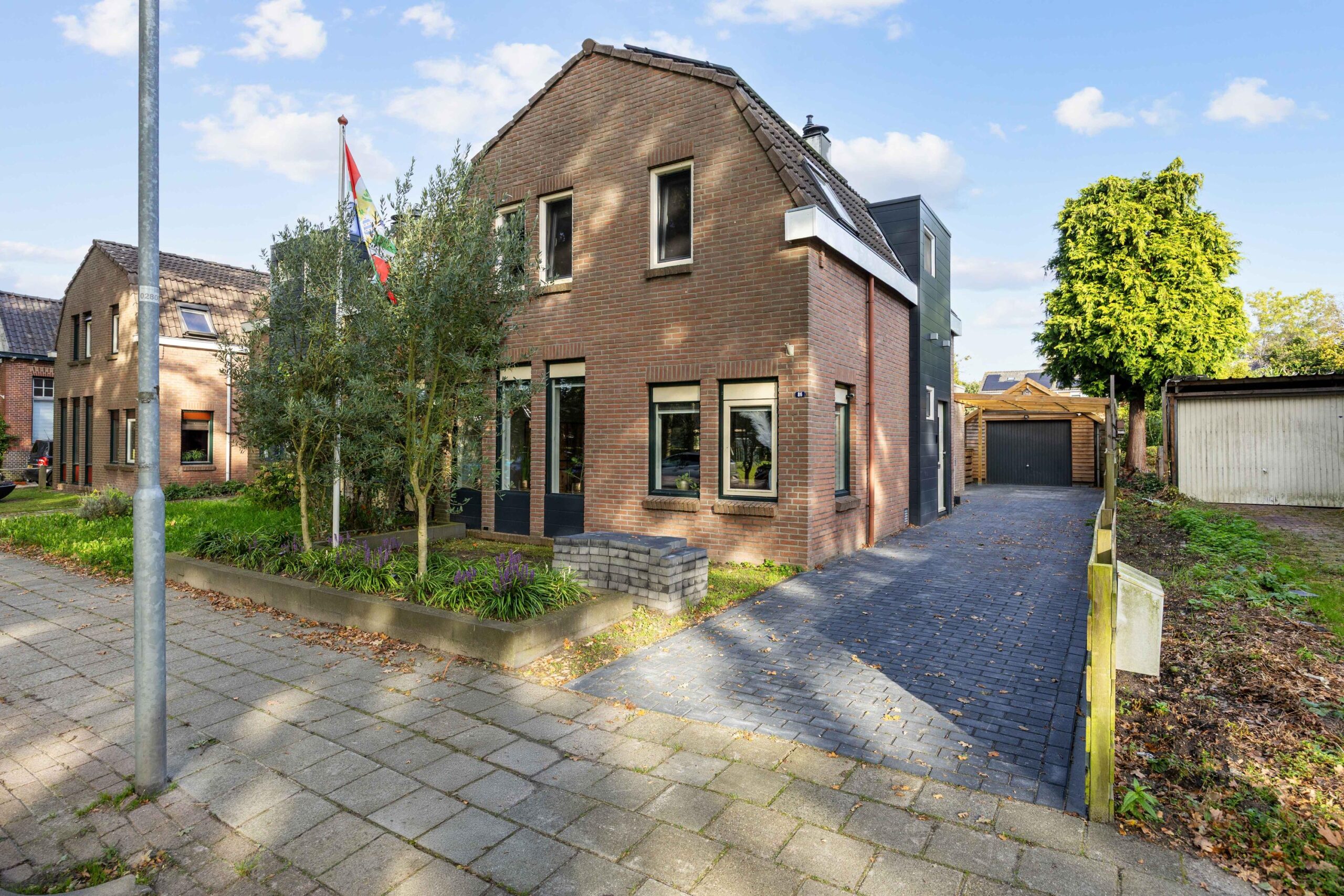 4-room house & single family of 105 m²